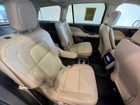 Used 2023 Lincoln Aviator Reserve w/ Equipment Group 201A AWD/4WD image 74
