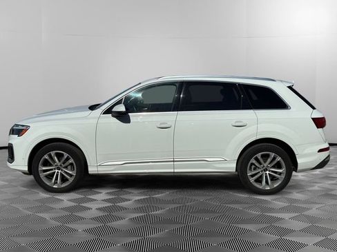 Used 2025 Audi Q7 3.0T Premium Plus AWD/4WD image 2