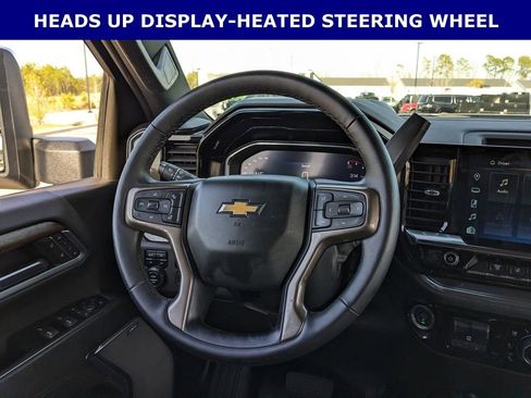 Used 2024 Chevrolet Silverado 2500 High Country w/ Technology Package image 18