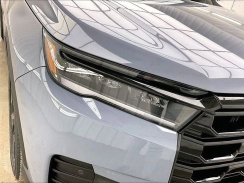 New 2026 Honda Pilot Black Edition image 16