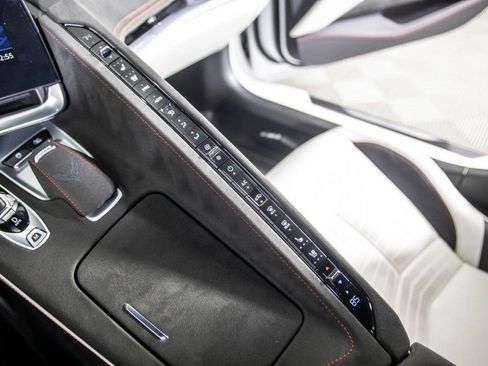 Used 2023 Chevrolet Corvette Stingray Premium Cpe w/ Z51 Performance Package image 25