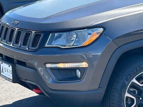 Used 2019 Jeep Compass Trailhawk AWD/4WD image 12