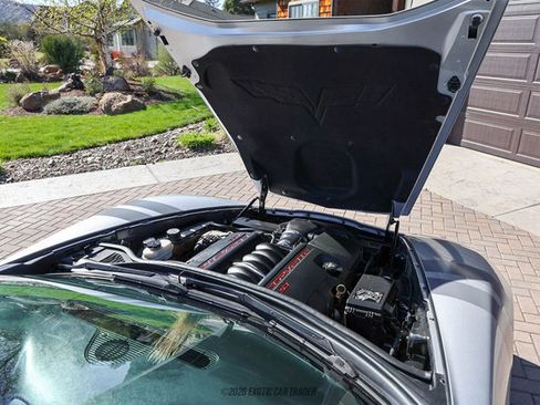 Used 2010 Chevrolet Corvette Coupe w/ 1LT RWD image 15