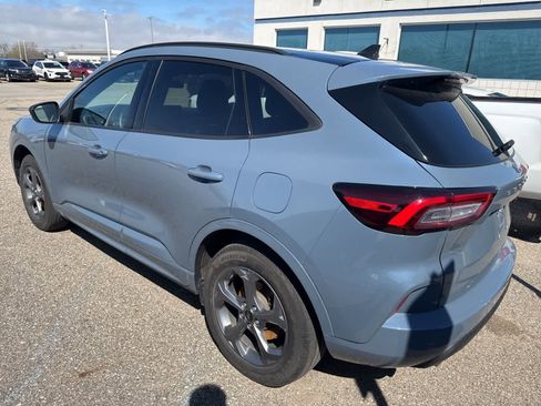 Used 2024 Ford Escape ST-Line w/ Tech Pack #1 image 11