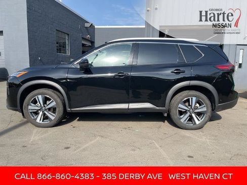Certified 2026 Nissan Rogue SL AWD/4WD image 4