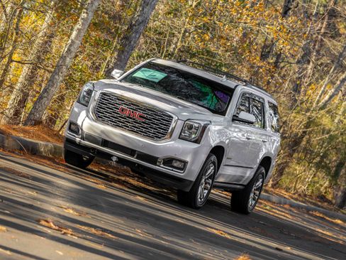 Used 2018 GMC Yukon Denali w/ Denali Ultimate Package image 47