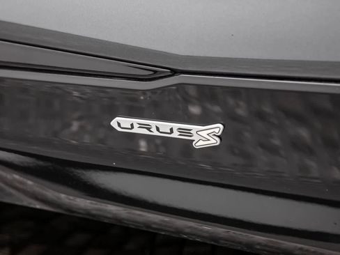 Used 2023 Lamborghini Urus S image 7