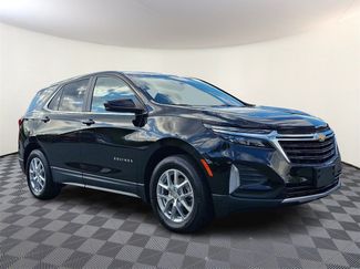 Used 2022 Chevrolet Equinox LT image 1