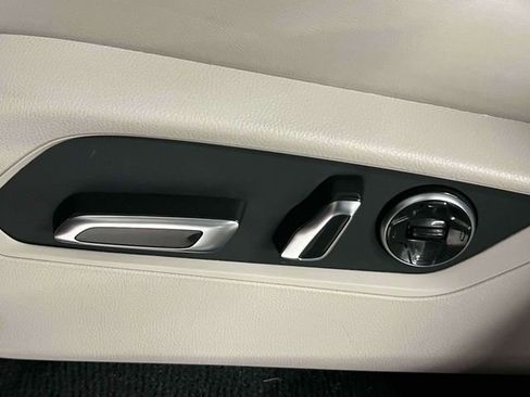 Used 2025 Acura RDX SH-AWD w/ Advance Package image 16