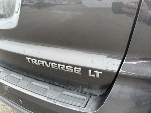 Used 2016 Chevrolet Traverse LT image 6