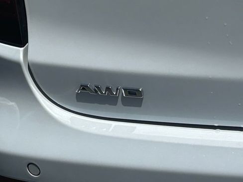 Used 2020 Cadillac XT6 Premium Luxury w/ Platinum Package AWD/4WD image 5