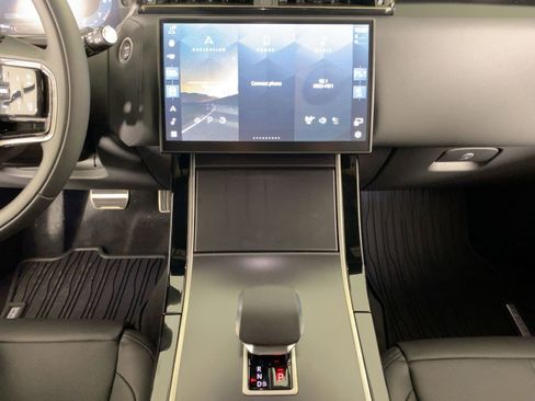 Used 2026 Land Rover Range Rover Velar Dynamic SE image 21