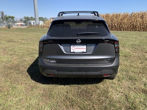 New 2026 Nissan Kicks SV w/ SV Premium Package image 6