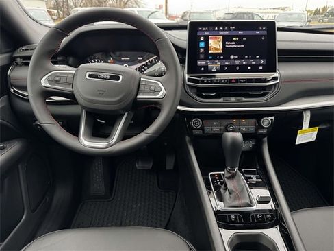 New 2026 Jeep Compass Trailhawk image 2