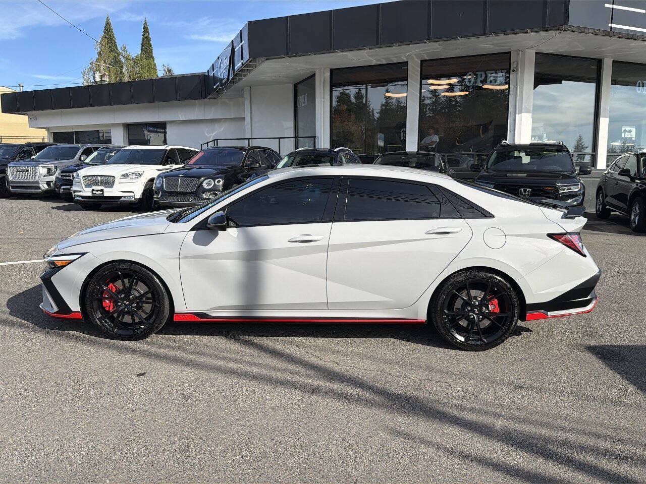 Used 2025 Hyundai Elantra N FWD image 3