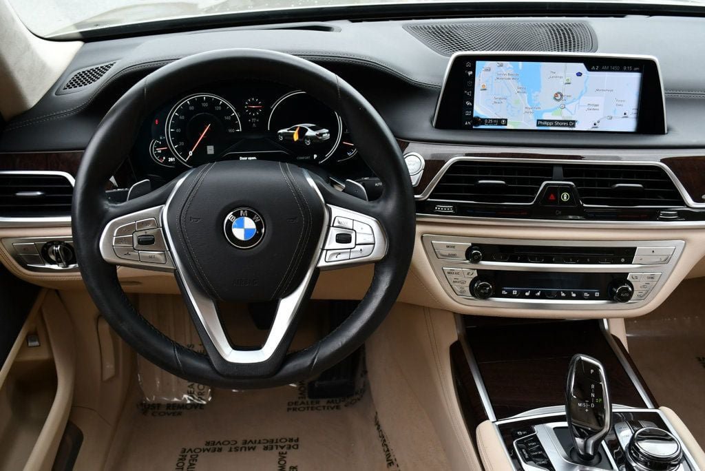 Used 2016 BMW 750i xDrive AWD/4WD image 51