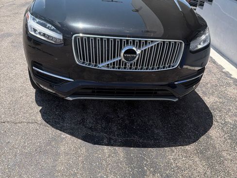 Used 2018 Volvo XC90 T6 Inscription w/ Convenience Package AWD/4WD image 2
