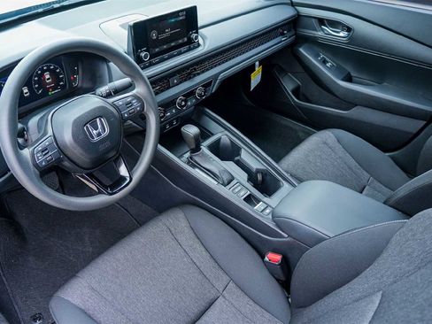 Used 2025 Honda Accord LX image 2