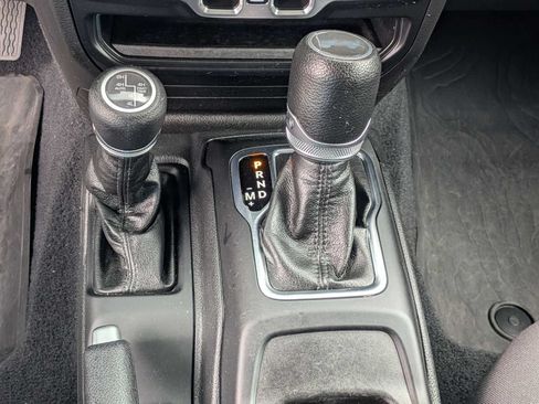 Used 2023 Jeep Wrangler Unlimited w/ Cold Weather Group AWD/4WD image 16
