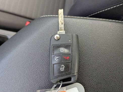 Used 2025 Volkswagen Jetta S FWD image 27