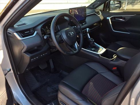 Certified 2025 Toyota RAV4 XSE image 15