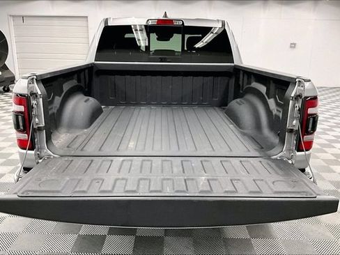 Used 2022 RAM 1500 Laramie w/ Night Edition AWD/4WD image 33
