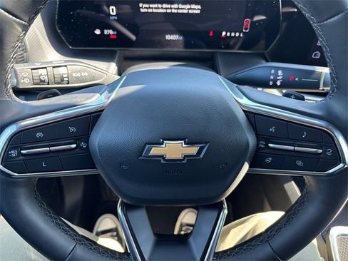 Used 2025 Chevrolet Equinox LT image 25