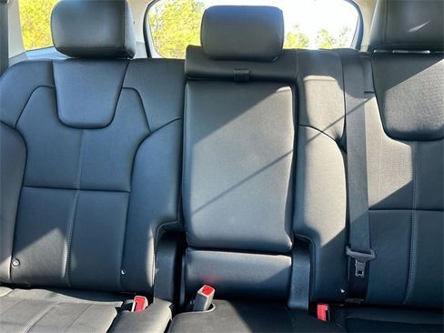 Used 2022 Kia Telluride EX w/ Towing Package image 27