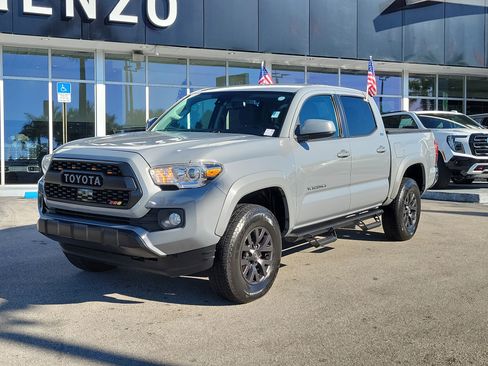 Used 2021 Toyota Tacoma TRD Sport image 1