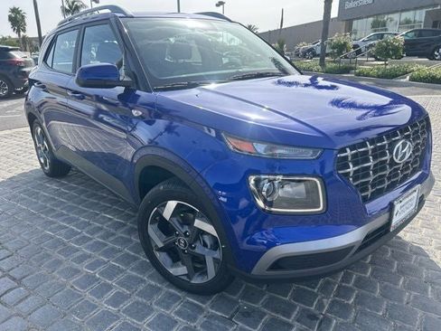 New 2026 Hyundai Venue SEL FWD image 1