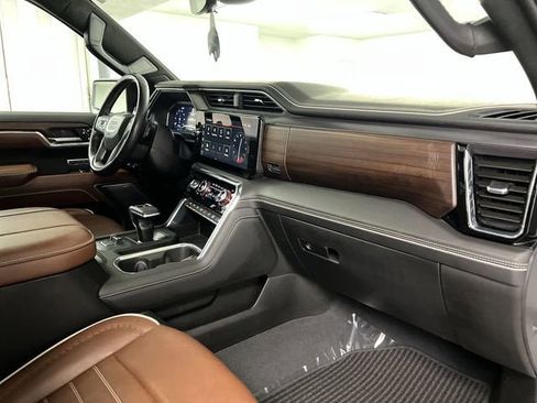 Certified 2024 GMC Sierra 1500 Denali Ultimate image 30