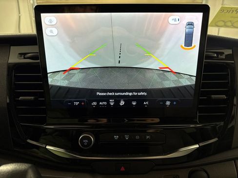 Used 2024 Ford Transit 350 XLT image 17