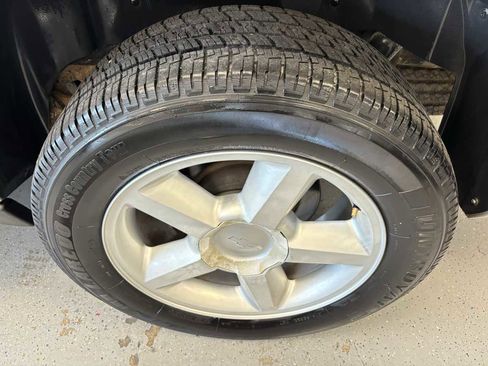 Used 2007 Chevrolet Avalanche LT image 25