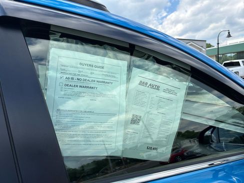 Used 2018 Toyota RAV4 SE w/ Power Extra Value Package image 8