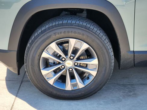 New 2026 Chevrolet Equinox LT image 11