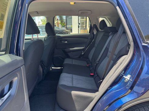 Used 2025 Nissan Rogue SV FWD image 23