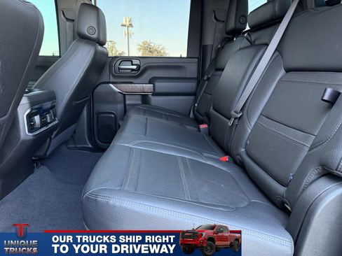 Used 2022 GMC Sierra 2500 Denali w/ Denali Ultimate Package image 23