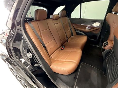 Used 2025 Mercedes-Benz GLE 350 4MATIC image 19