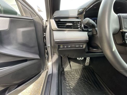 Used 2025 Toyota Camry SE w/ Multimedia Upgrade Package image 17