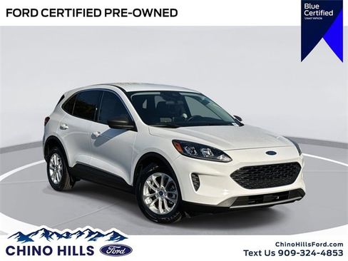 Certified 2022 Ford Escape SE image 1