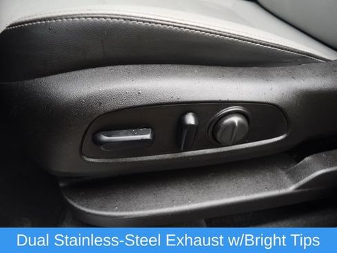 Used 2019 Chevrolet Equinox Premier FWD image 19