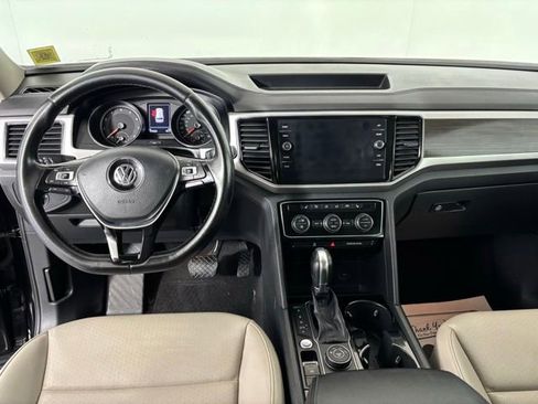 Used 2018 Volkswagen Atlas SEL AWD/4WD image 13