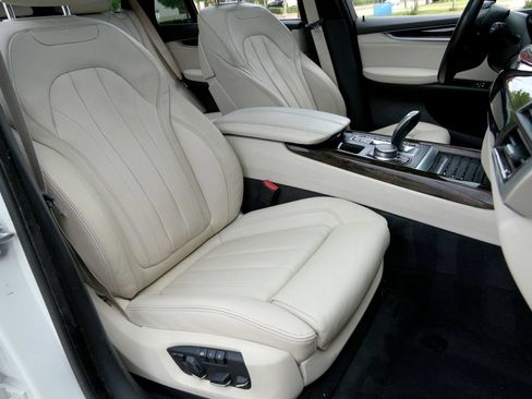 Used 2017 BMW X5 xDrive40e AWD/4WD image 8