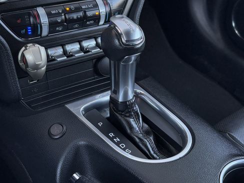 Used 2018 Ford Mustang GT Premium image 20