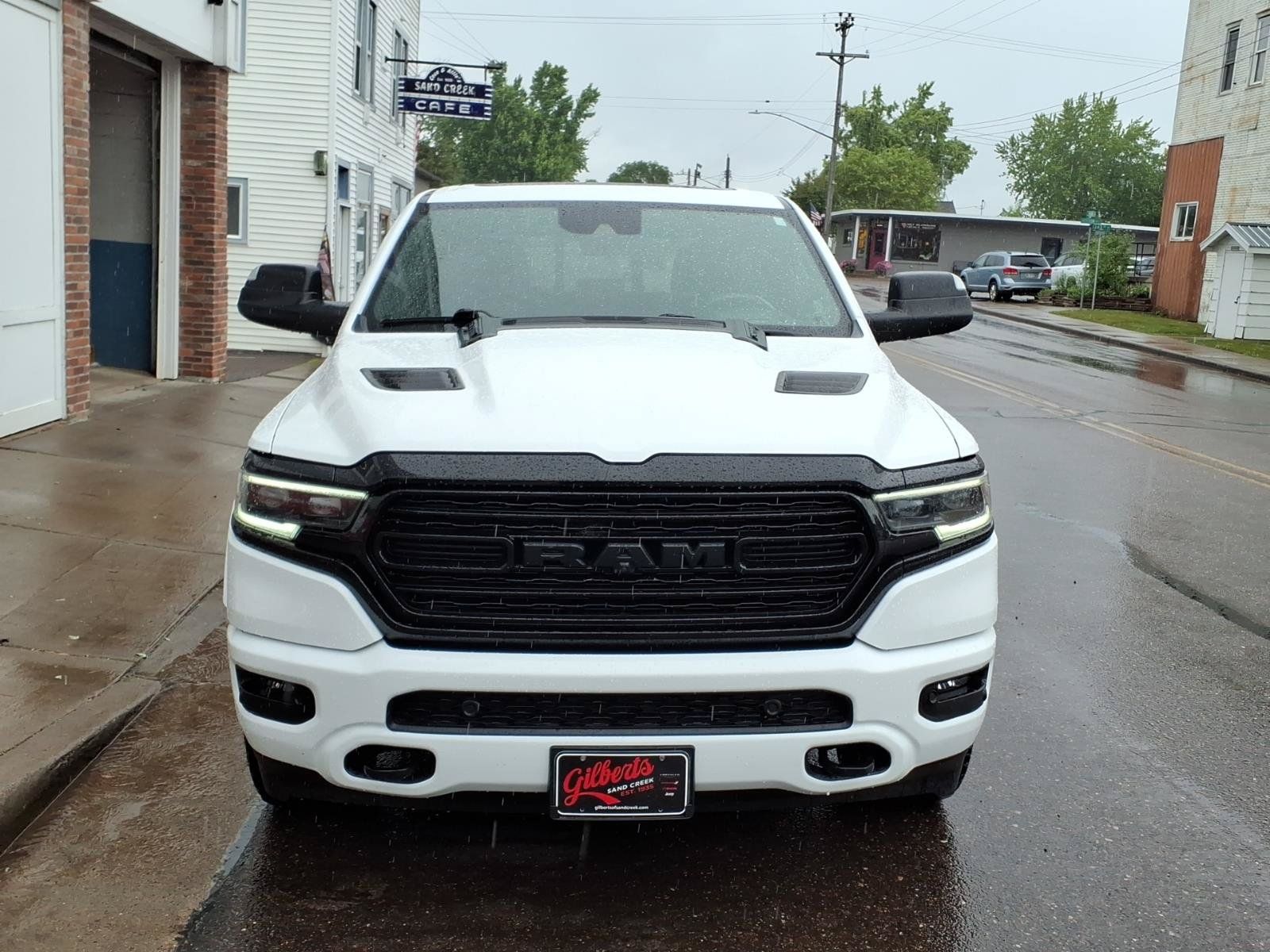 Used 2021 RAM 1500 Limited w/ Night Edition AWD/4WD image 3