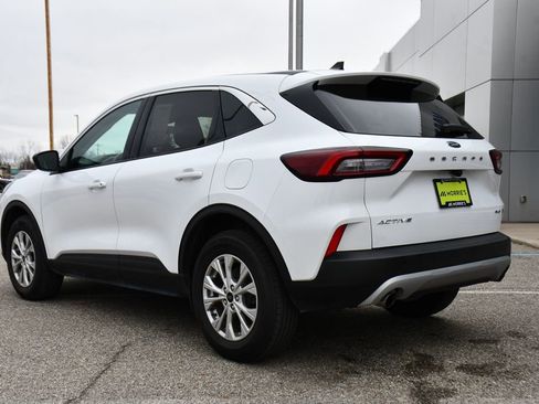Used 2023 Ford Escape Active AWD/4WD image 3
