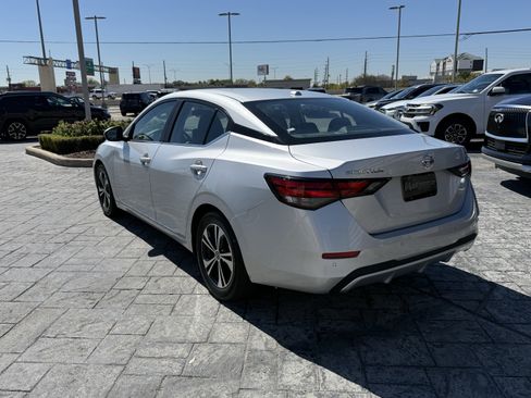 Used 2023 Nissan Sentra SV image 5