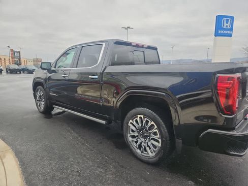 Used 2024 GMC Sierra 1500 Denali Ultimate image 4