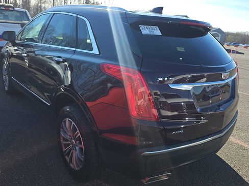 Used 2017 Cadillac XT5 Luxury w/ Driver Awareness Package image 3