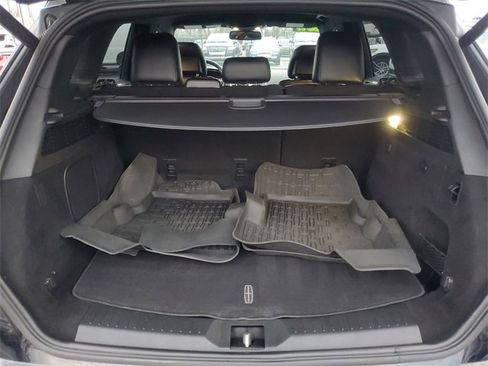 Used 2017 Lincoln MKC Select w/ Select Plus Package image 12